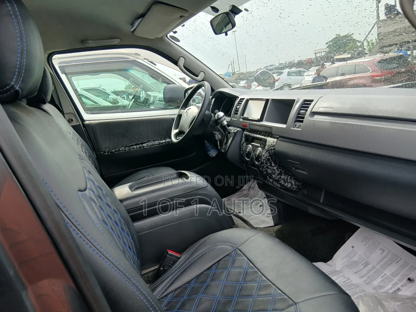 Toyota HiAce 2014 Grey