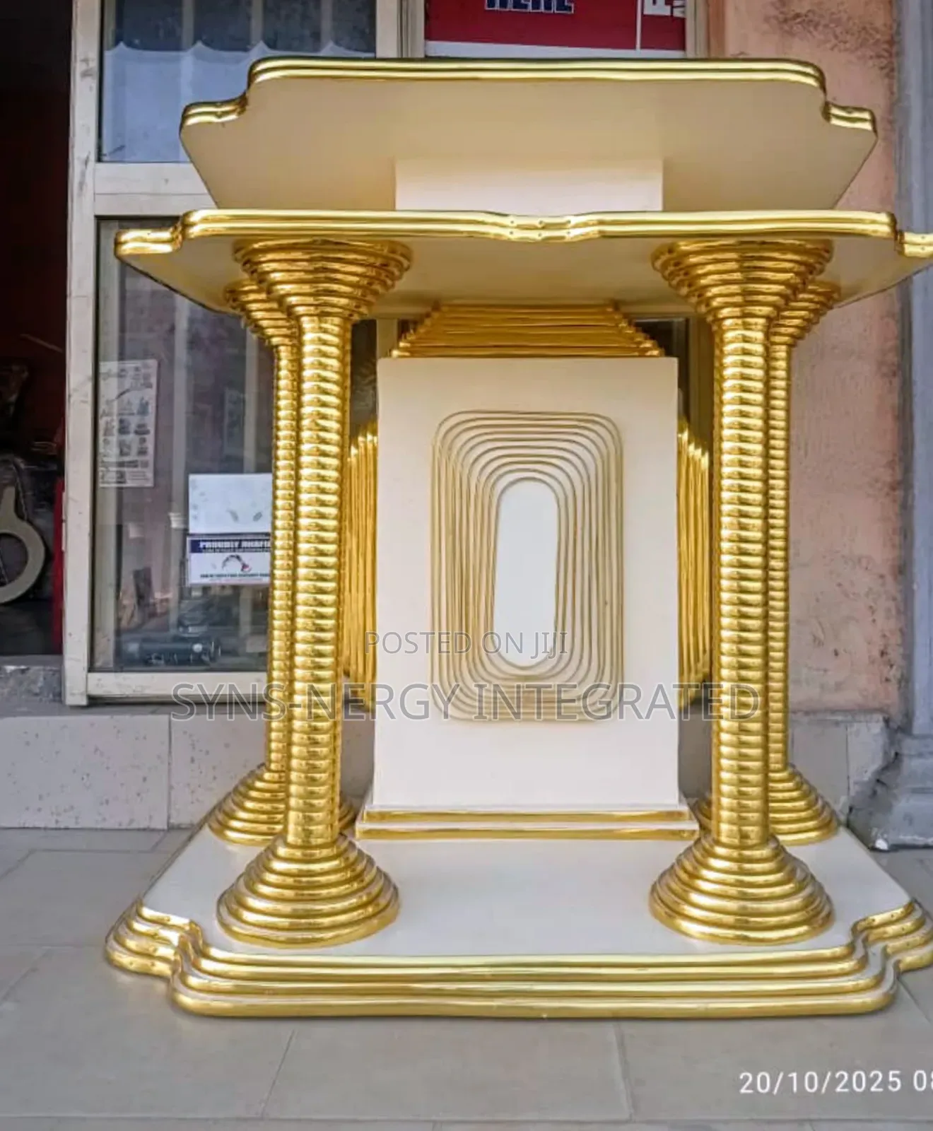 Elegant Church Pulpit