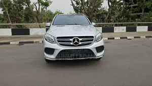 Mercedes-Benz GLE-Class GLE 400 4MATIC 2017 Silver