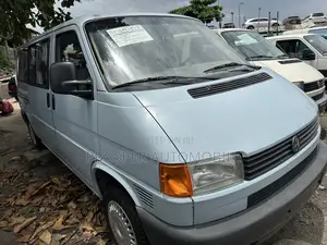 Volkswagen Transporter 2002 Blue