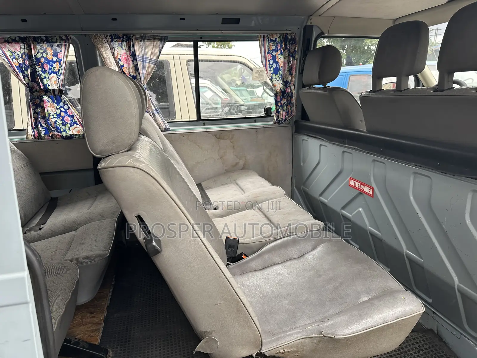 Volkswagen Transporter 2002 Blue
