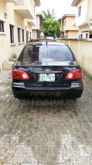 Toyota Corolla 2004 Black