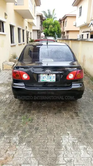 Toyota Corolla 2004 Black