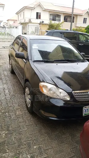 Toyota Corolla 2004 Black