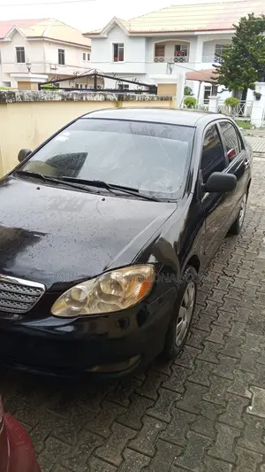 Toyota Corolla 2004 Black