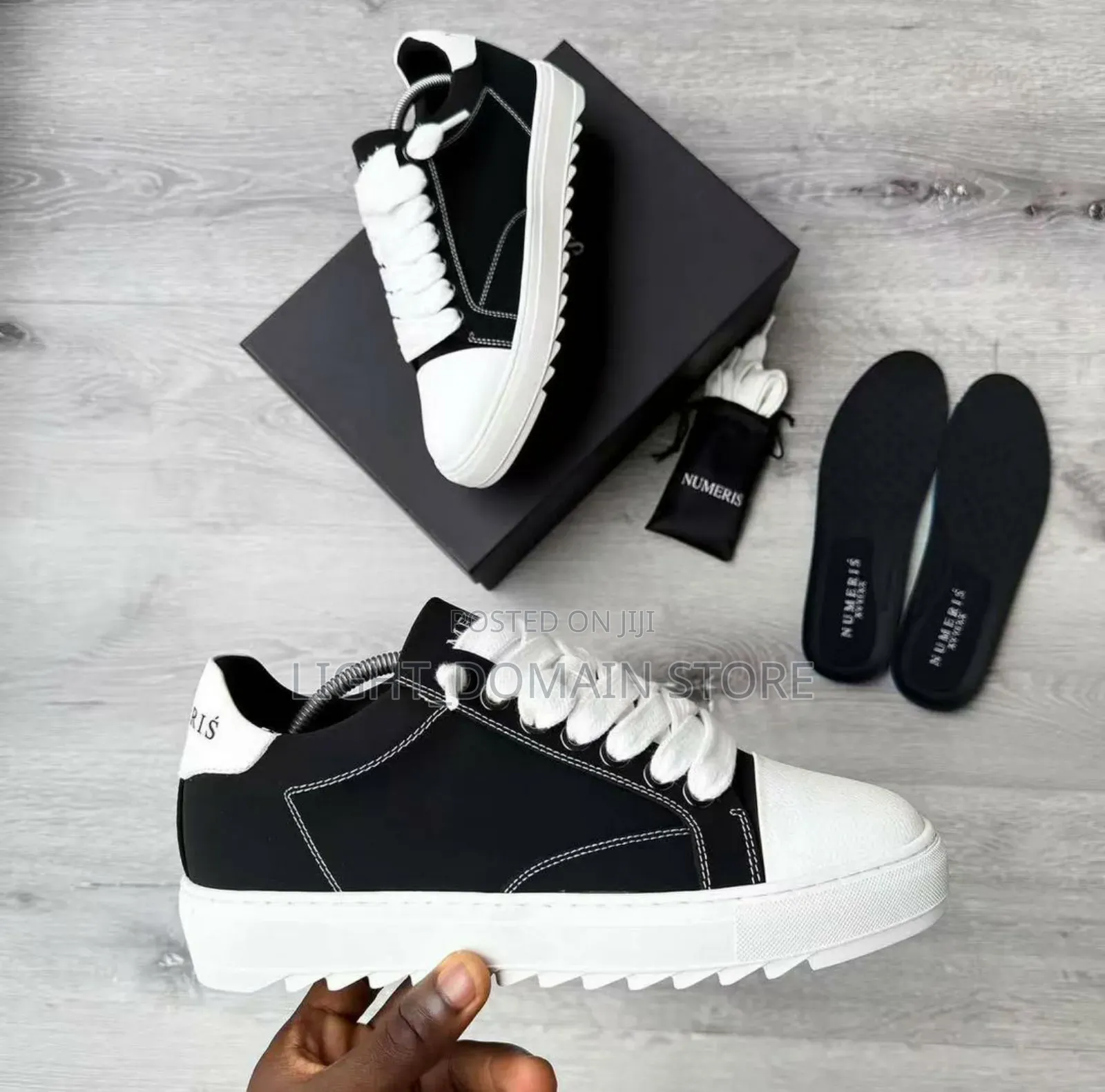 Original Numeric Sneakers