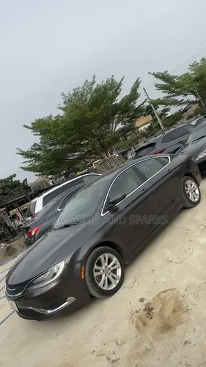 Chrysler 200 2016 Gray