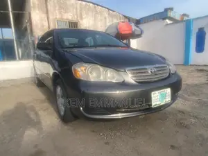Toyota Corolla 2005 Gray