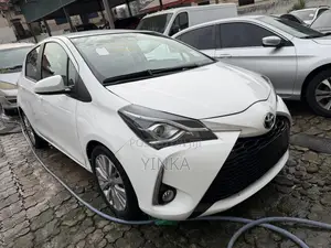 Toyota Yaris 2019 White