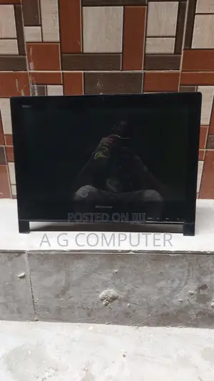 Desktop Computer Lenovo 8GB Intel Core i5 HDD 500GB