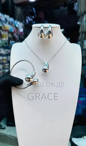 Tear Drop Jewelry Set