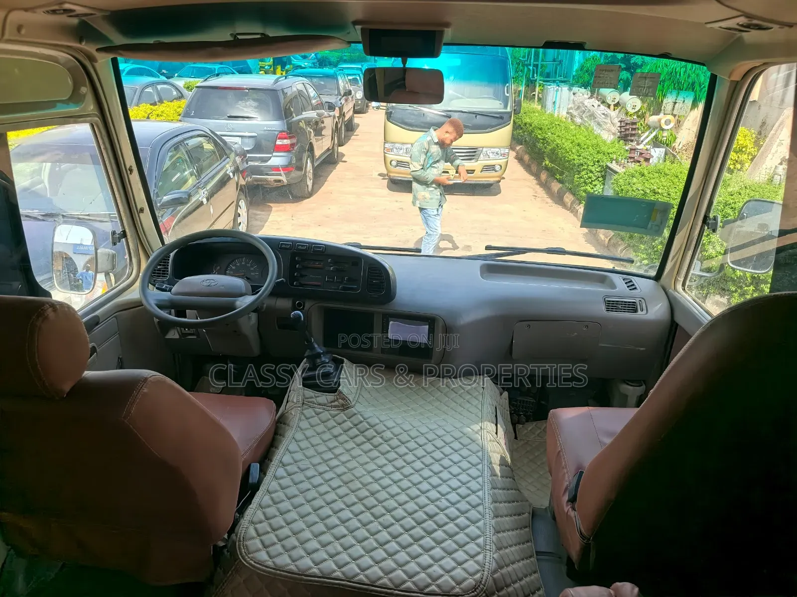 Toyota Coaster 2017 Gold
