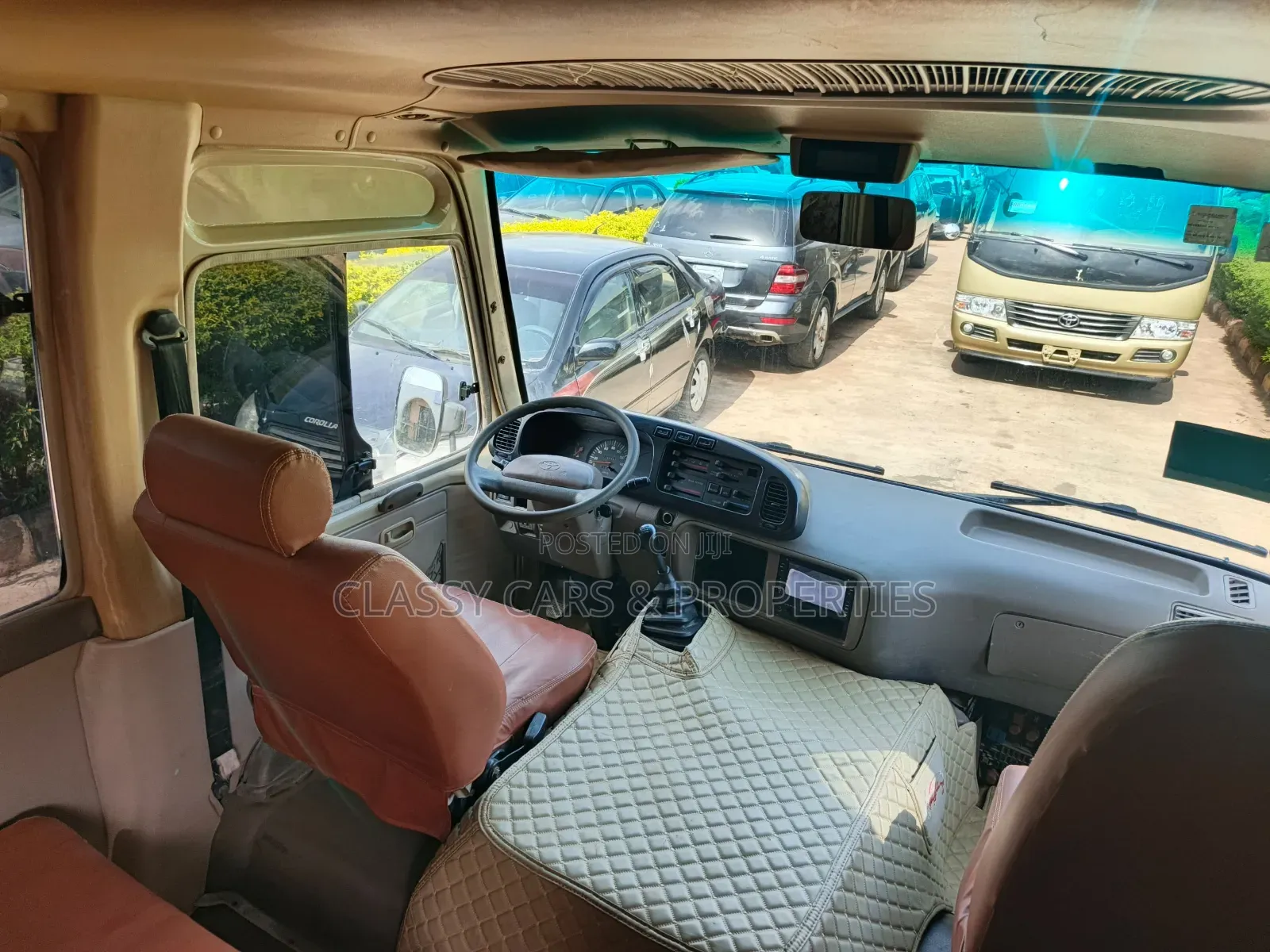 Toyota Coaster 2017 Gold