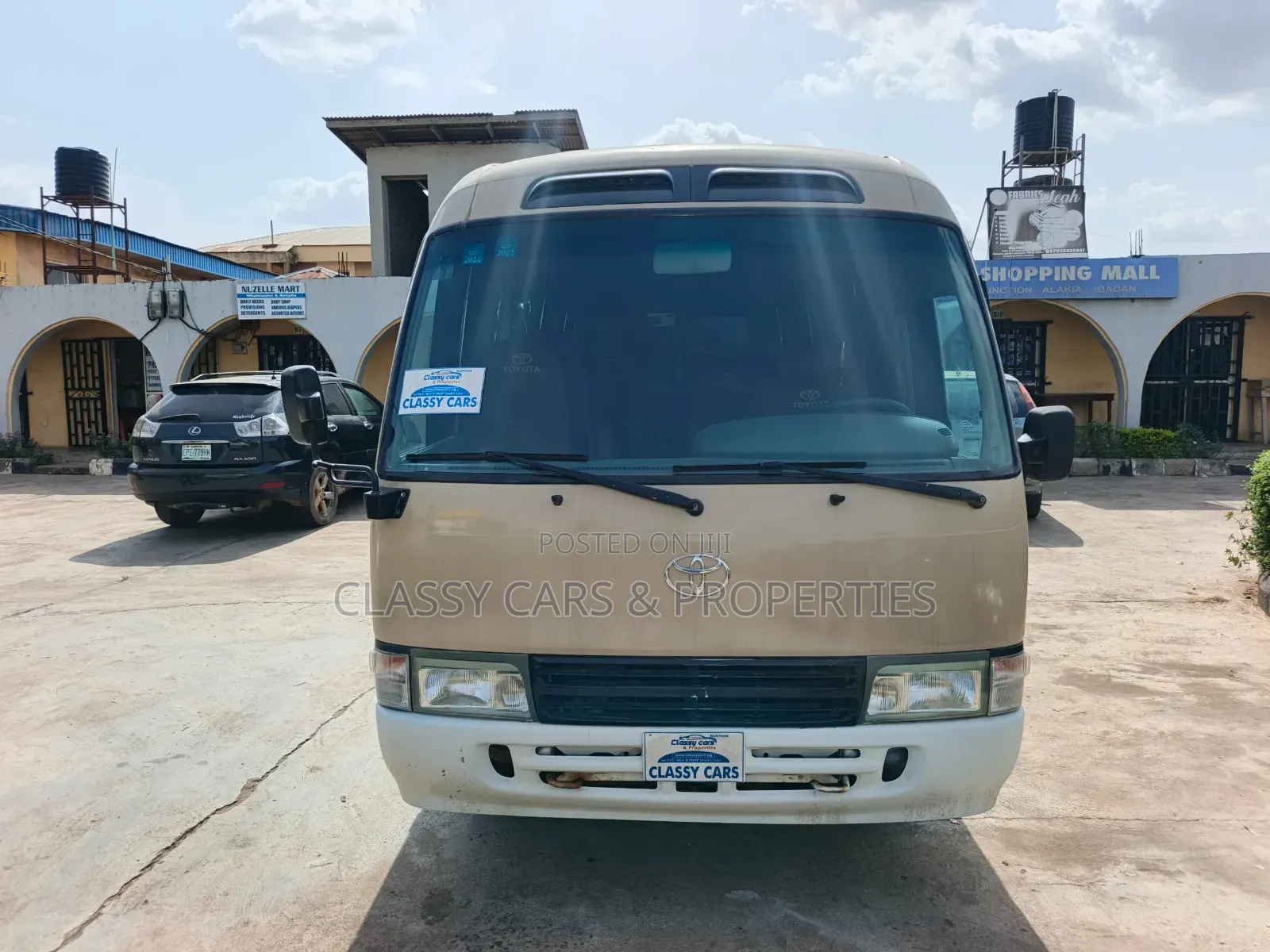 Toyota Coaster 2017 Gold