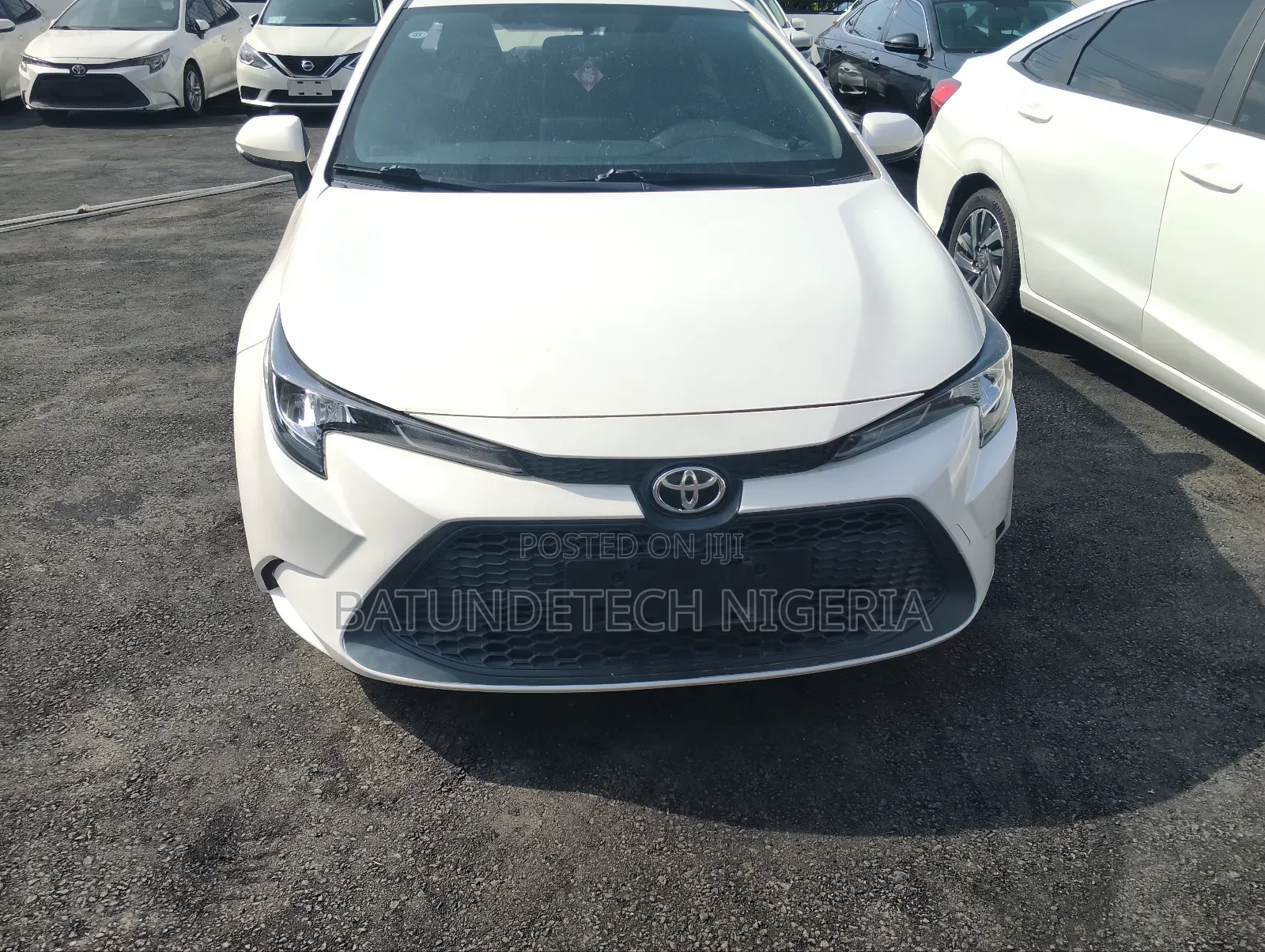 Toyota Corolla LE 2022 White