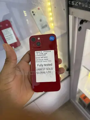 Apple iPhone 13 256 GB Red