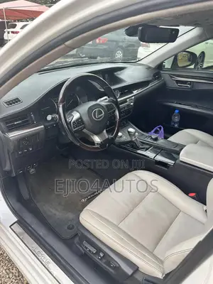 Lexus ES 350 FWD 2017 White