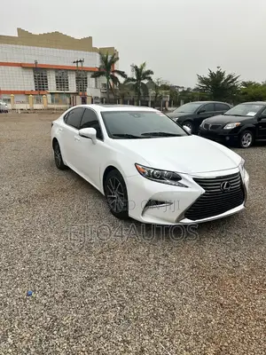 Lexus ES 350 FWD 2017 White