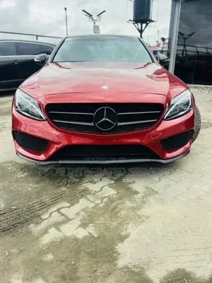 Mercedes-Benz C300 Sport Sedan RWD (2.0L 4cyl 7A) 2017 Red