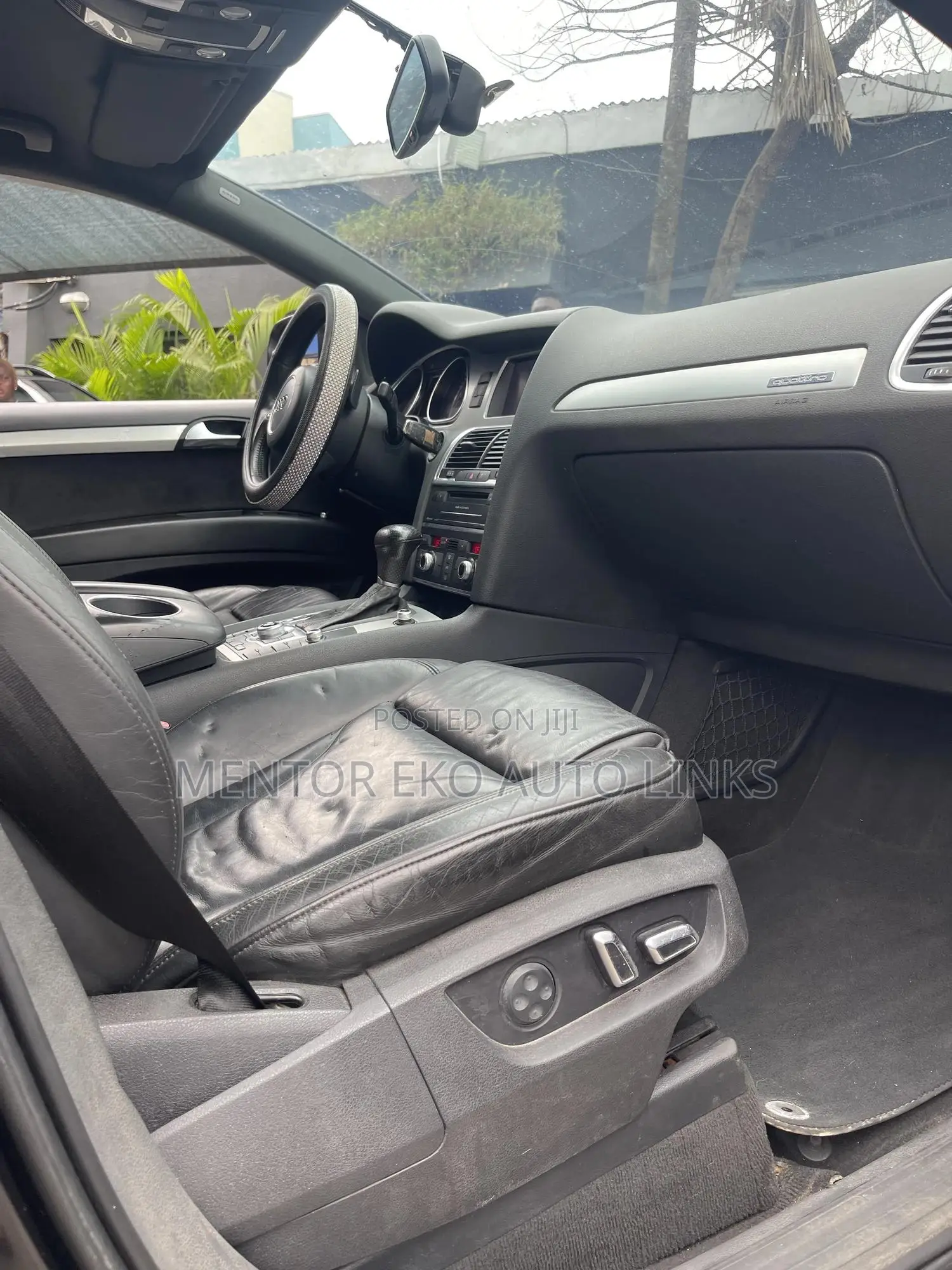 Audi Q7 2012 Black
