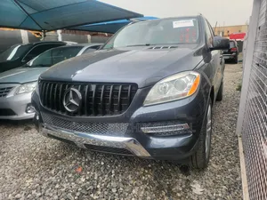 Mercedes-Benz M Class ML350 4MATIC 4dr SUV AWD (3.5L 6cyl 7A) 2015 Gray
