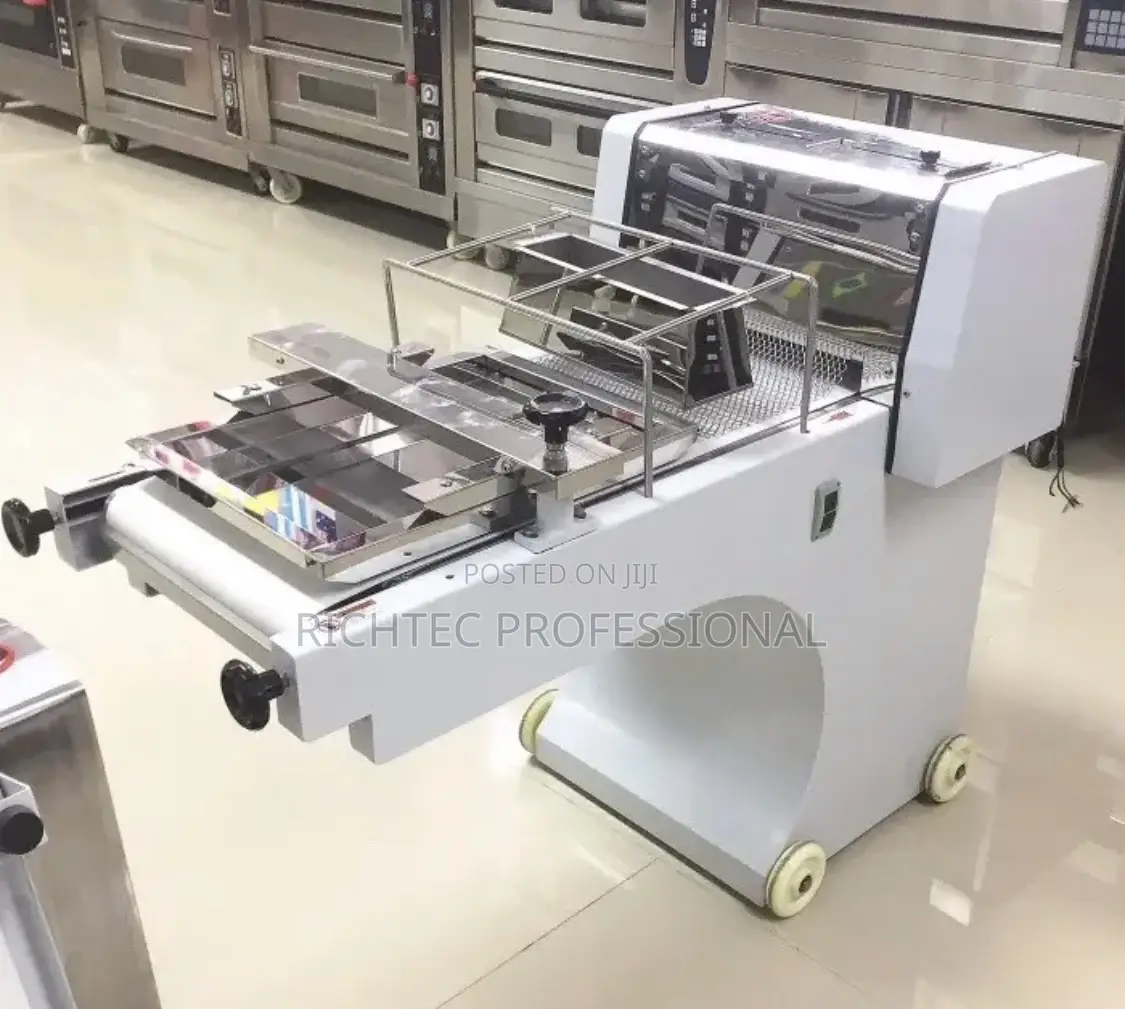 Dough Moulder