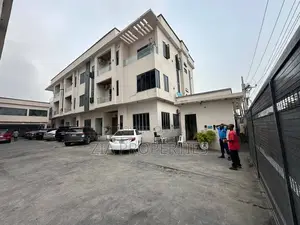 Furnished 2bdrm Apartment in Chevron for rent