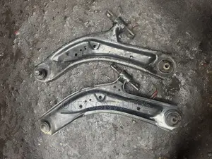Front Set of Low Arm Nissan Rogue 2011-2015 Model