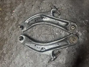 Front Set of Low Arm Nissan Rogue 2011-2015 Model