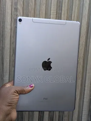Apple iPad Pro 10.5 (2017) 256 GB Silver