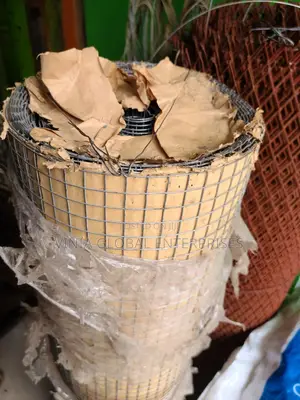 1⁄2in by 1⁄2in Wire Mesh. (Rabbit Net)