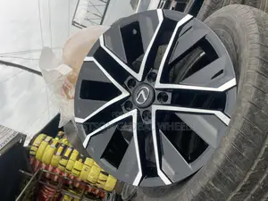 17” Inch Alloy Rim Going for Lezus Cars and Toyota Cars