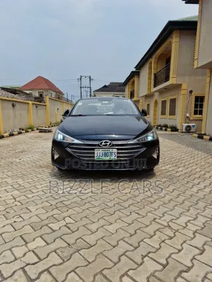 Hyundai Elantra 2019 Black