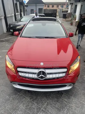 Mercedes-Benz GLA 250 2016 Red