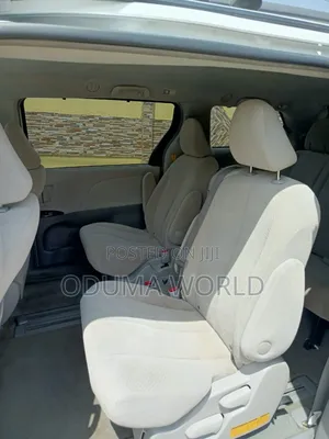 Toyota Sienna Limited 7 Passenger 2011 White