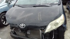 Toyota Sienna 2014 Black