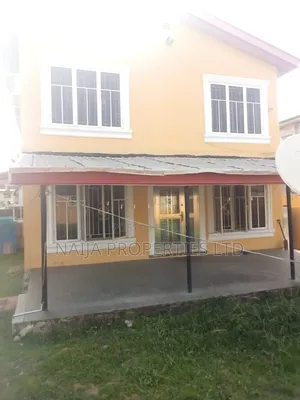 4bdrm Duplex in Vgc for rent
