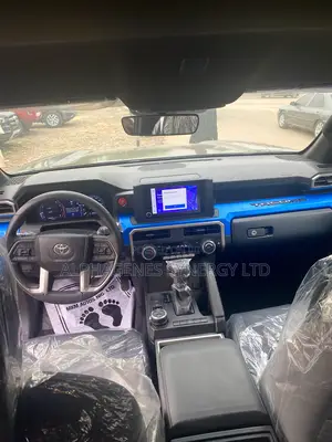 Toyota Tacoma 2024 Black