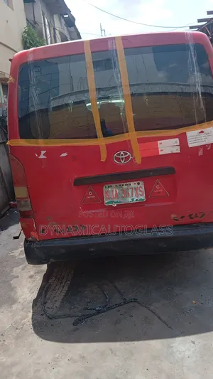 Haice Bus Back Windscreen