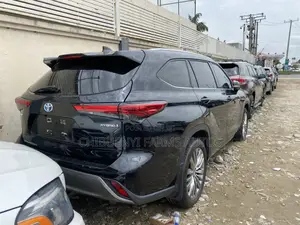 Toyota Highlander 2021 Black