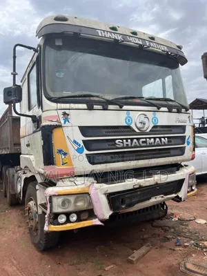 Sharman Truck Head With 3 Axles Half-Body Trailer Back -Company Use
