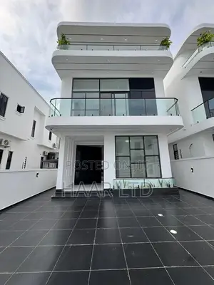 5bdrm Duplex in Lekki Phase 2 for sale