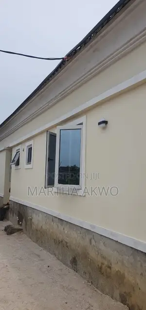 Now Letting: Tastefully Finished 2 Bedroom Bungalow