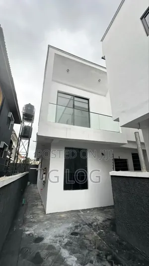 4bdrm Duplex in Agungi Chevron for sale