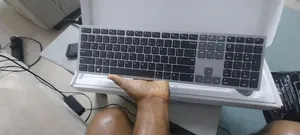 Dell Multi-Device Wireless Bluetooth Keyboard and Mouse (Km7321w)