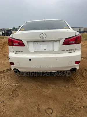 Lexus IS 250 Automatic 2012 White