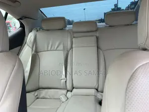 Lexus IS 250 Automatic 2012 White