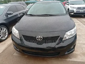Toyota Corolla 2010 Black