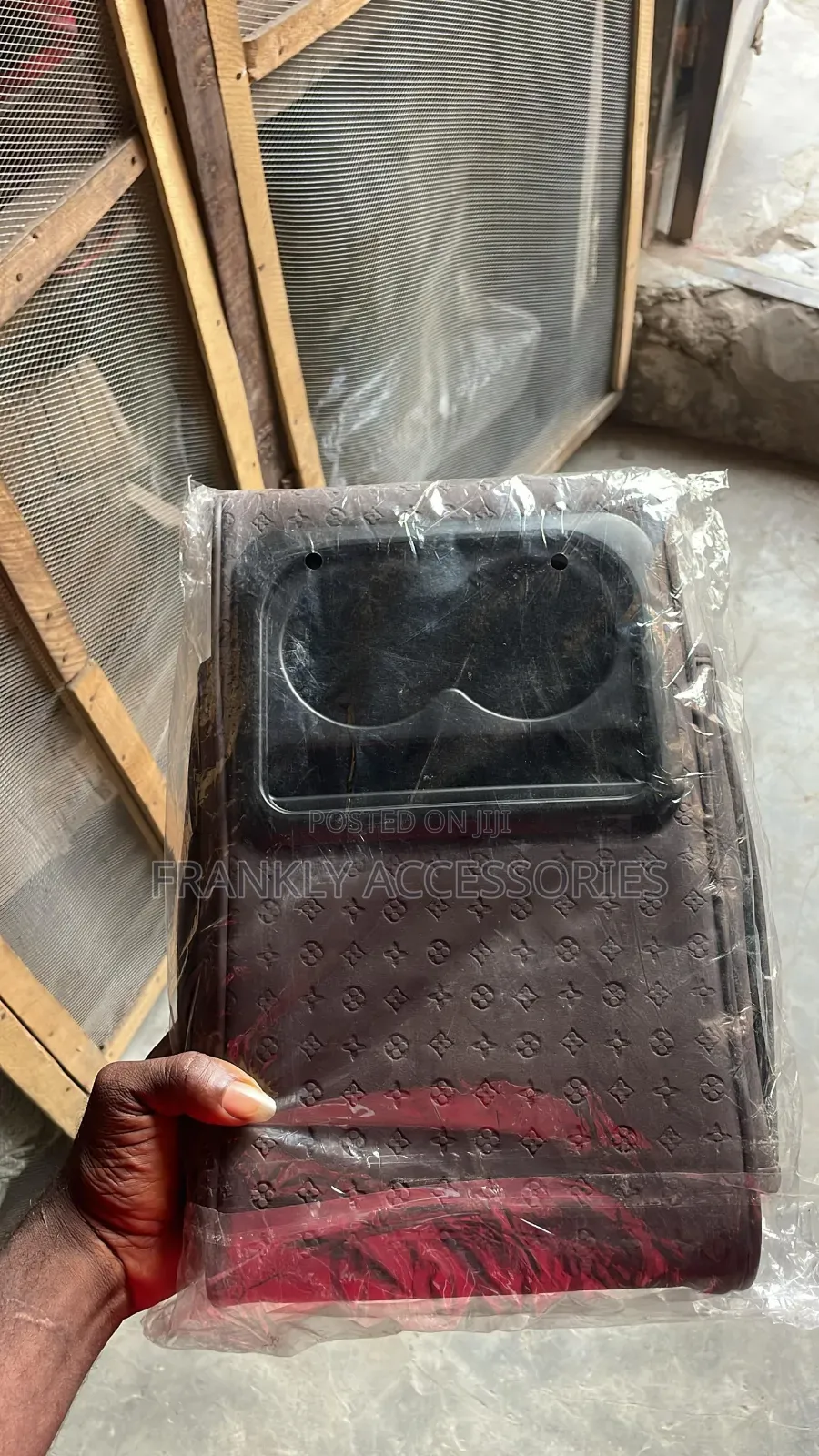 Armrest Holder