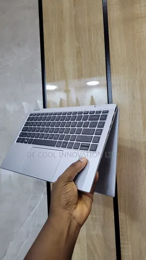 Laptop HP EliteBook x360 1040 G7 8GB Intel Core i5 SSD 256GB